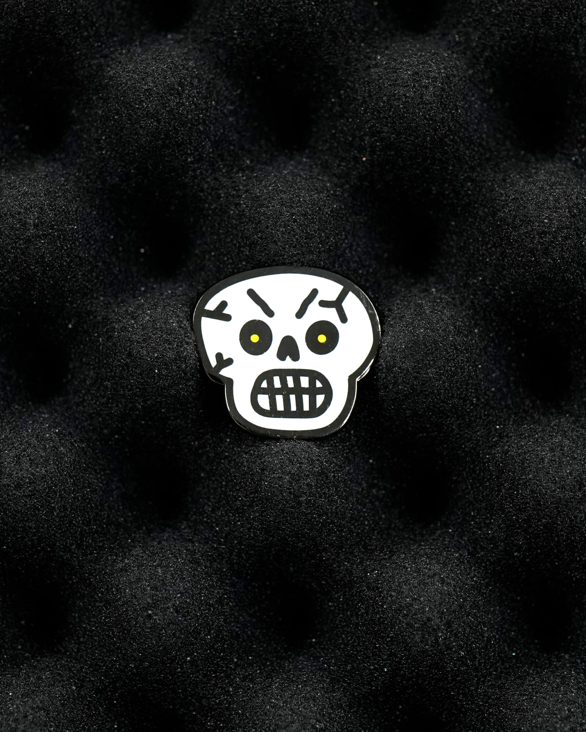 "Skull" Lapel Pin