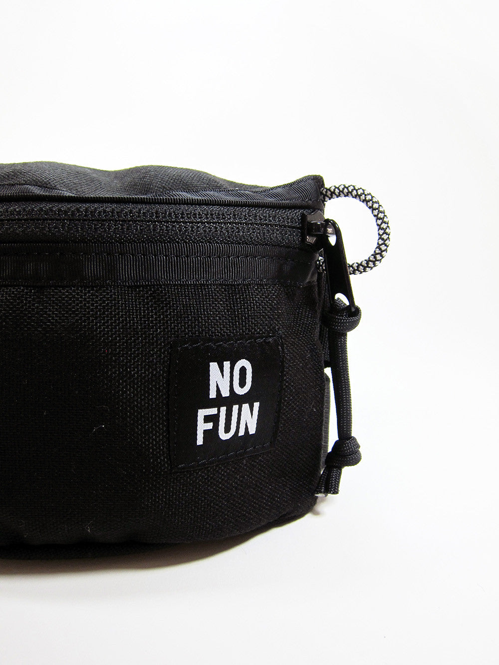 No Fun & Mosher Originals Bummer Bag - zipper details